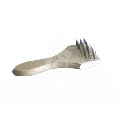 Brosse étrille en bois