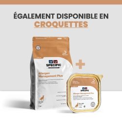 Une alimentation complète avec les croquettes et les terrines pour le chat allergique.